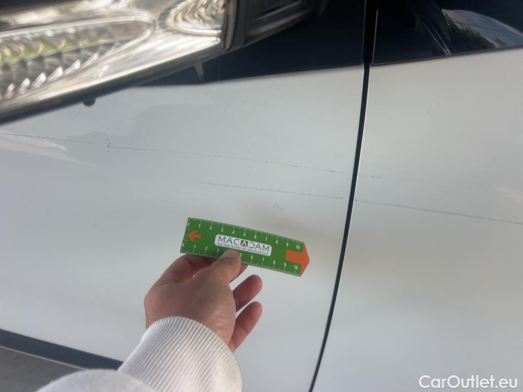  Fiat  Doblo FIAT Doblò Cargo/2015/3P/furgón derivado de turismo Cargo Base Plus 1.3 Mjet 70kW (95CV) #15