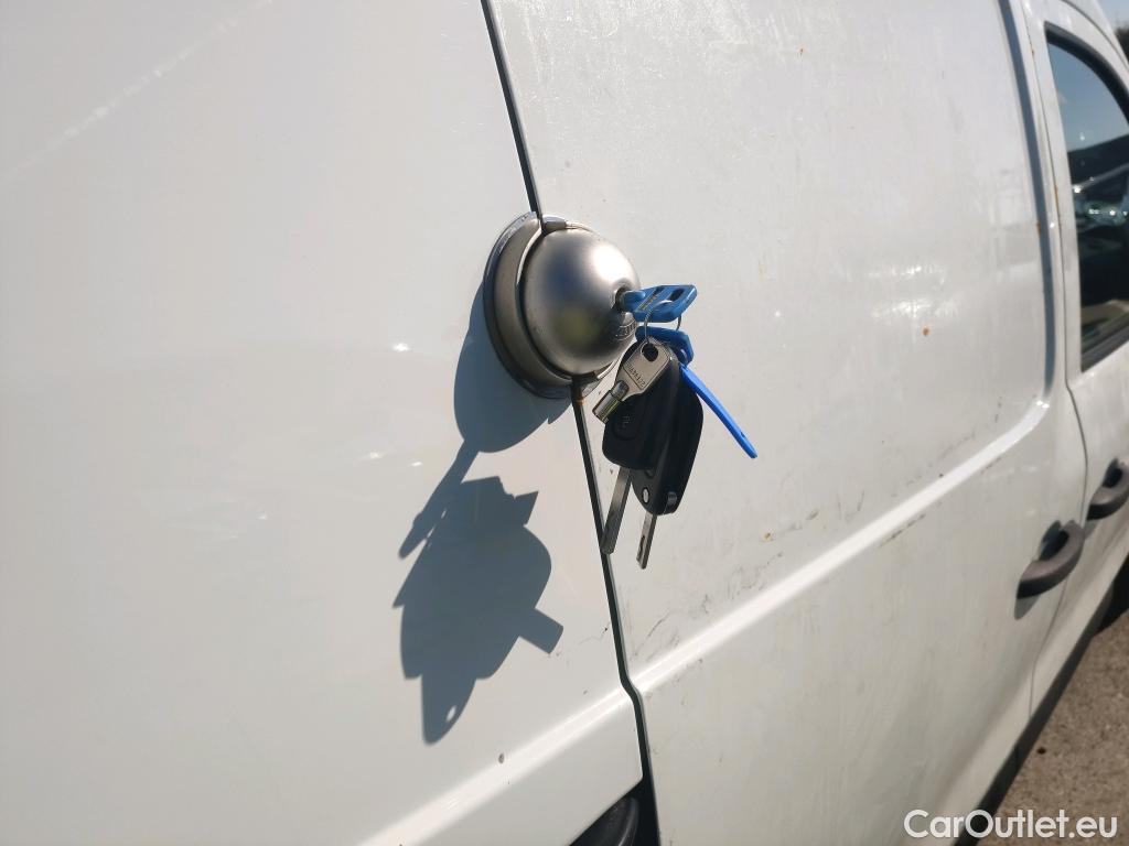  Renault  EXPRESS RENAULT  / 2021 / 4P / furgón derivado de turismo Confort 1.5 Blue dCi 55 kW (75 cv) #24