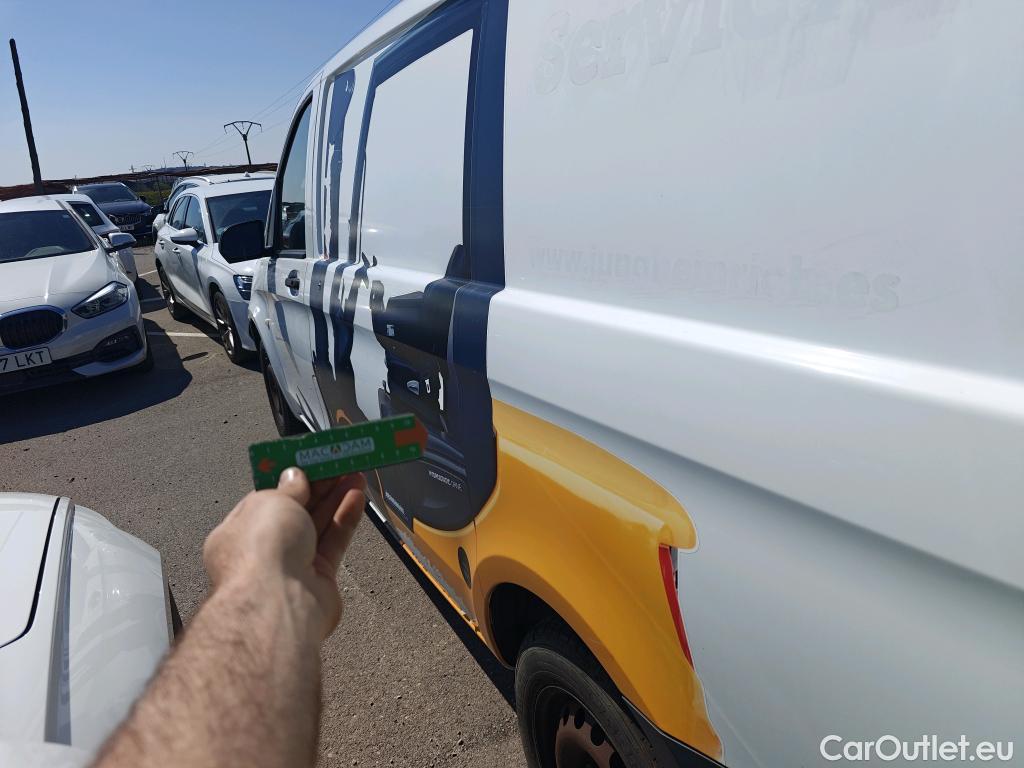  Mercedes  Vito MERCEDES-BENZ  / 2014 / 4P / furgón 111 CDI Larga #16