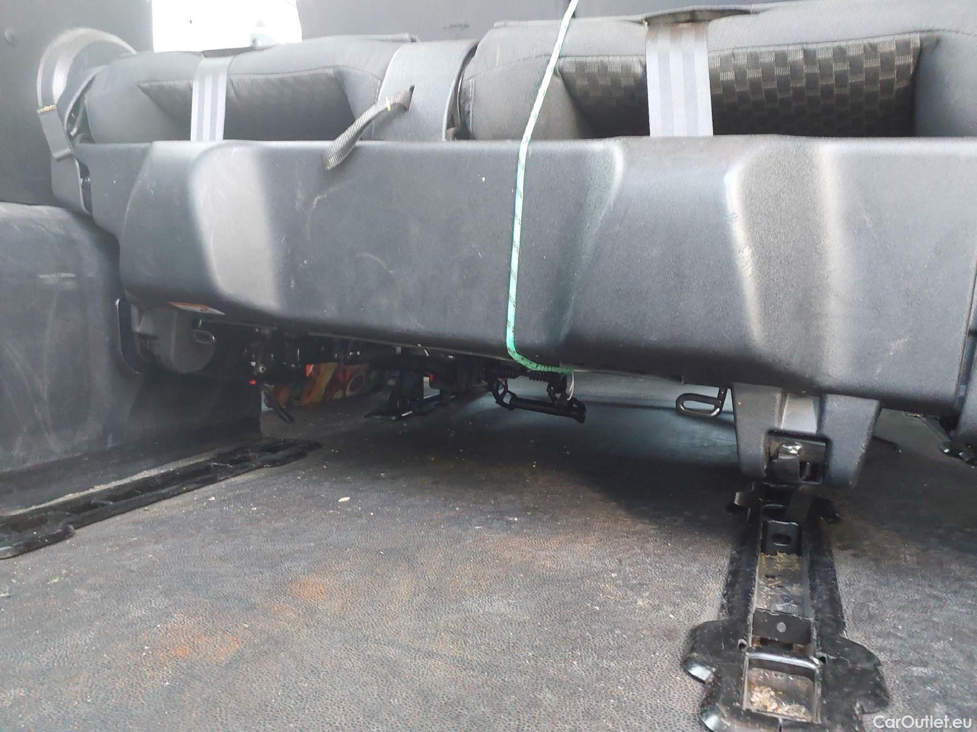  Ford  Transit  Custom Combi / Tourneo Custom 320 L1 Trend 2.0 Ecoblue 150CV MT6 E6d #12