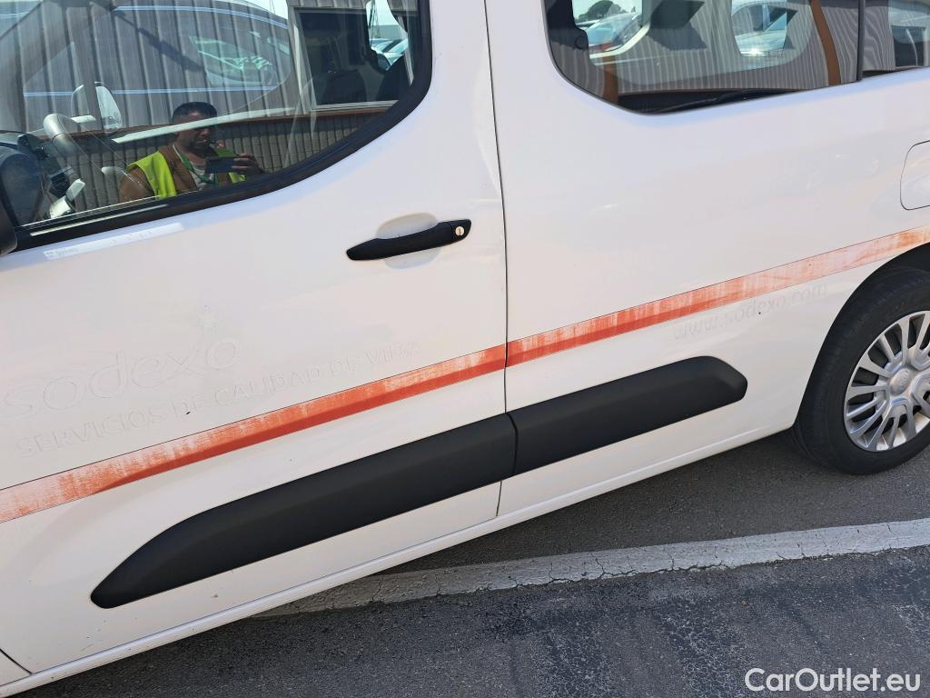  Toyota  Proace TOYOTA  City / 2020 / 4P / monovolumen 1.5D 75kW (100CV) GX L1 (monovolumen) #9
