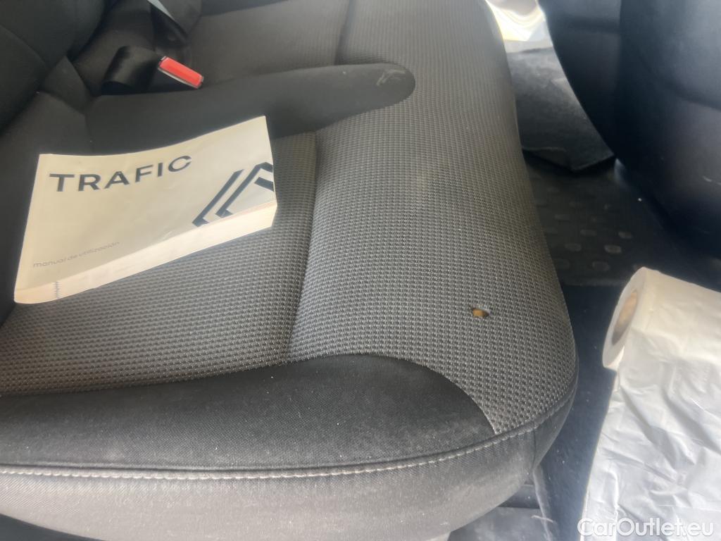  Renault  Trafic RENAULT  / 2021 / 4P / combi Mixto N1 5/6 Largo Energy Blue dCi 110kW #10