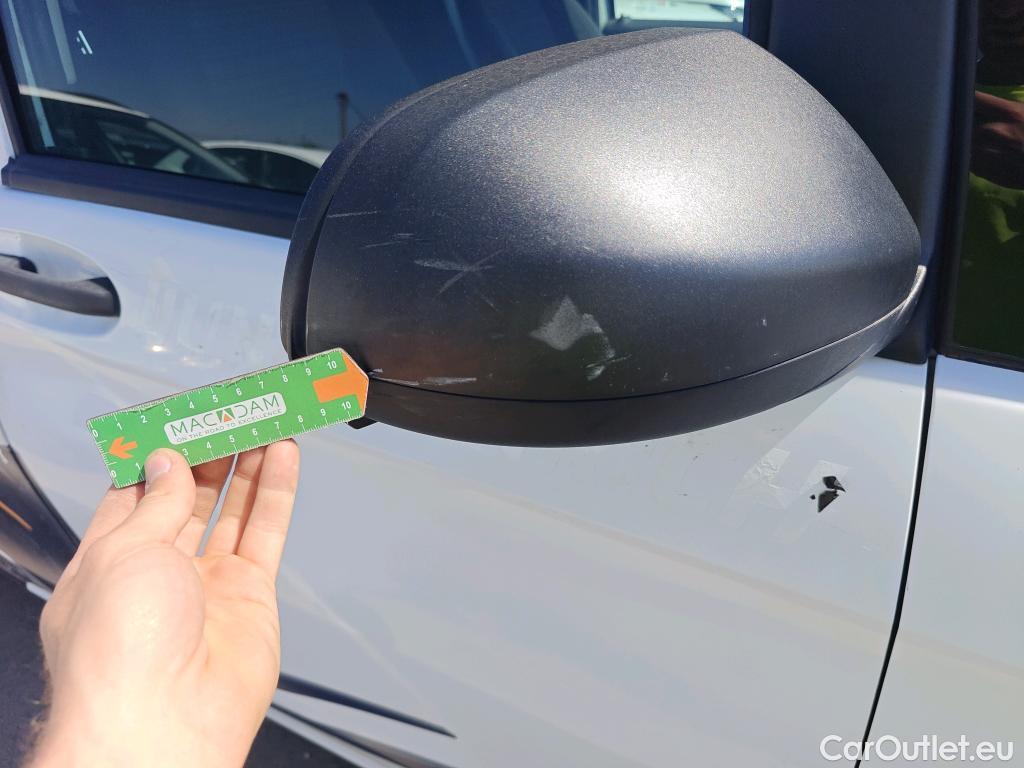  Mercedes  Vito MERCEDES-BENZ  / 2014 / 4P / furgón 111 CDI Larga #43