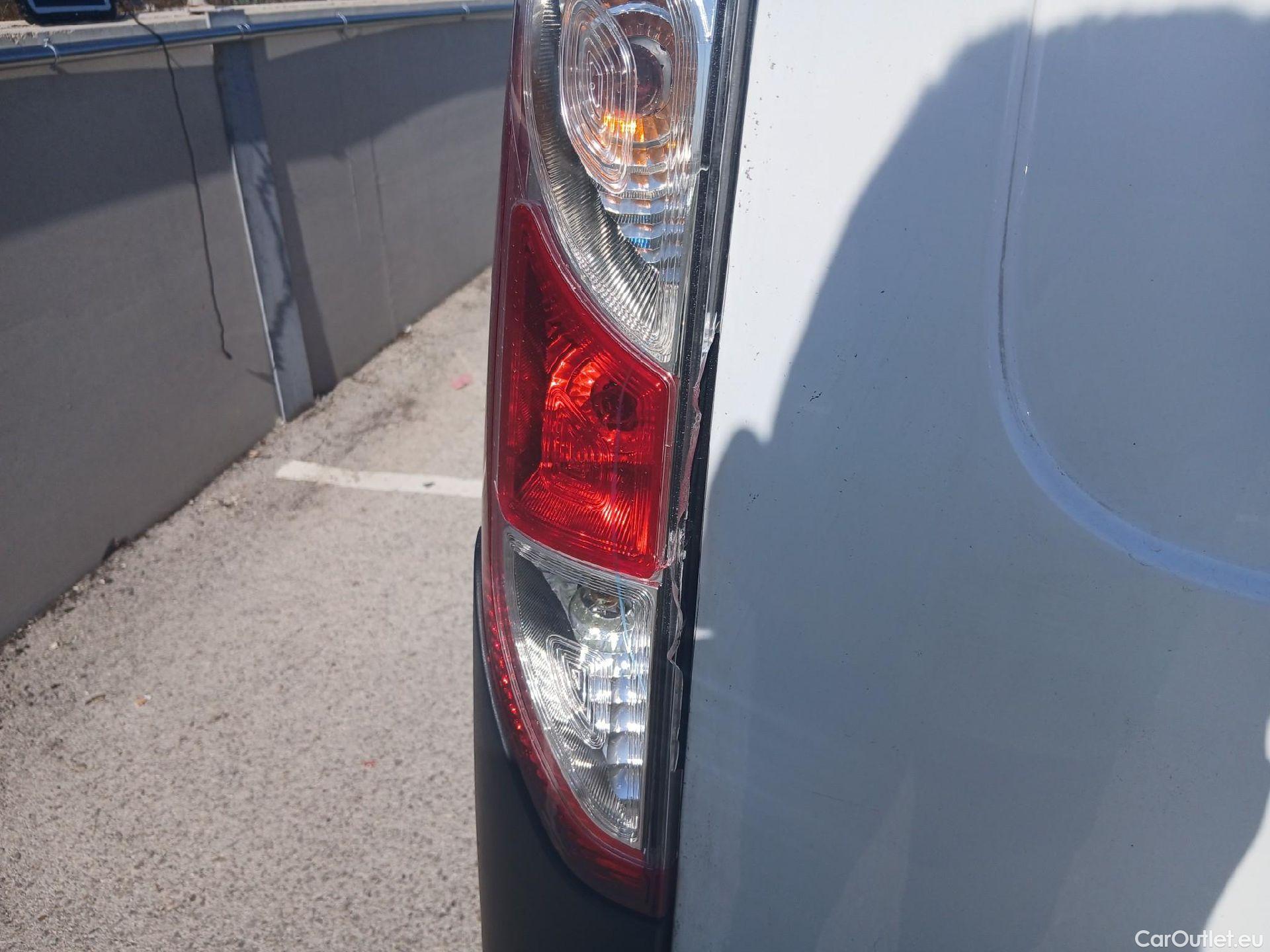  Renault  Kangoo RENAULT  Furgón/2013/3P/furgón derivado de turismo Profesional dCi 55 kW (75 CV) #28