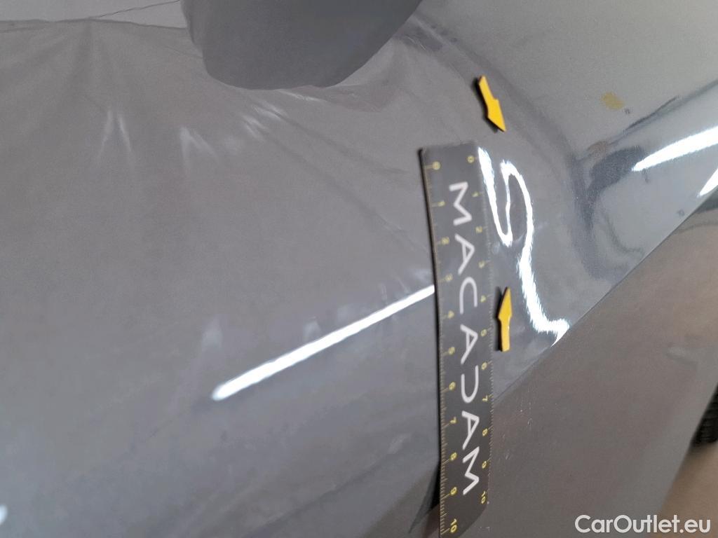  Bmw  Serie 1 BMW Série 1 5p Berline 116d BVA8 Business Design #42