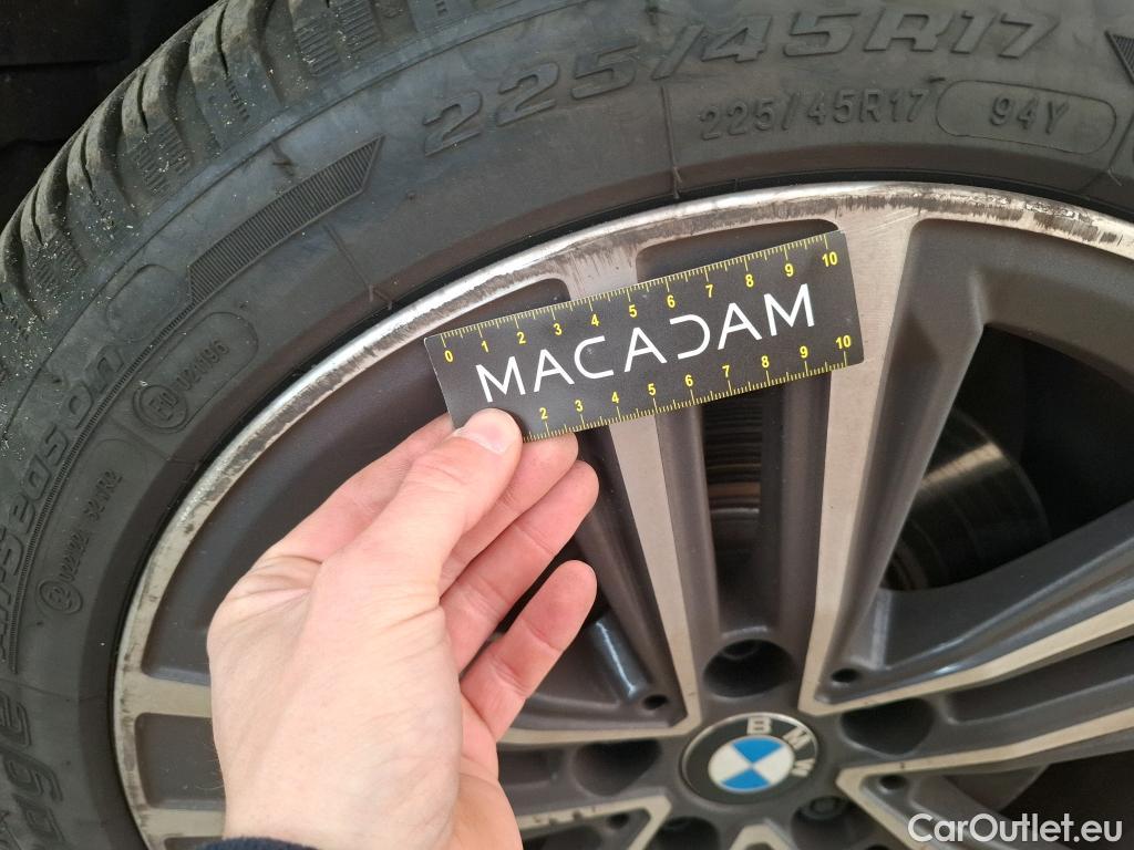  Bmw  Serie 1 BMW Série 1 5p Berline 116d BVA8 Business Design #33