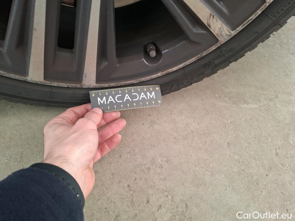  Bmw  Serie 1 BMW Série 1 5p Berline 116d BVA8 Business Design #35