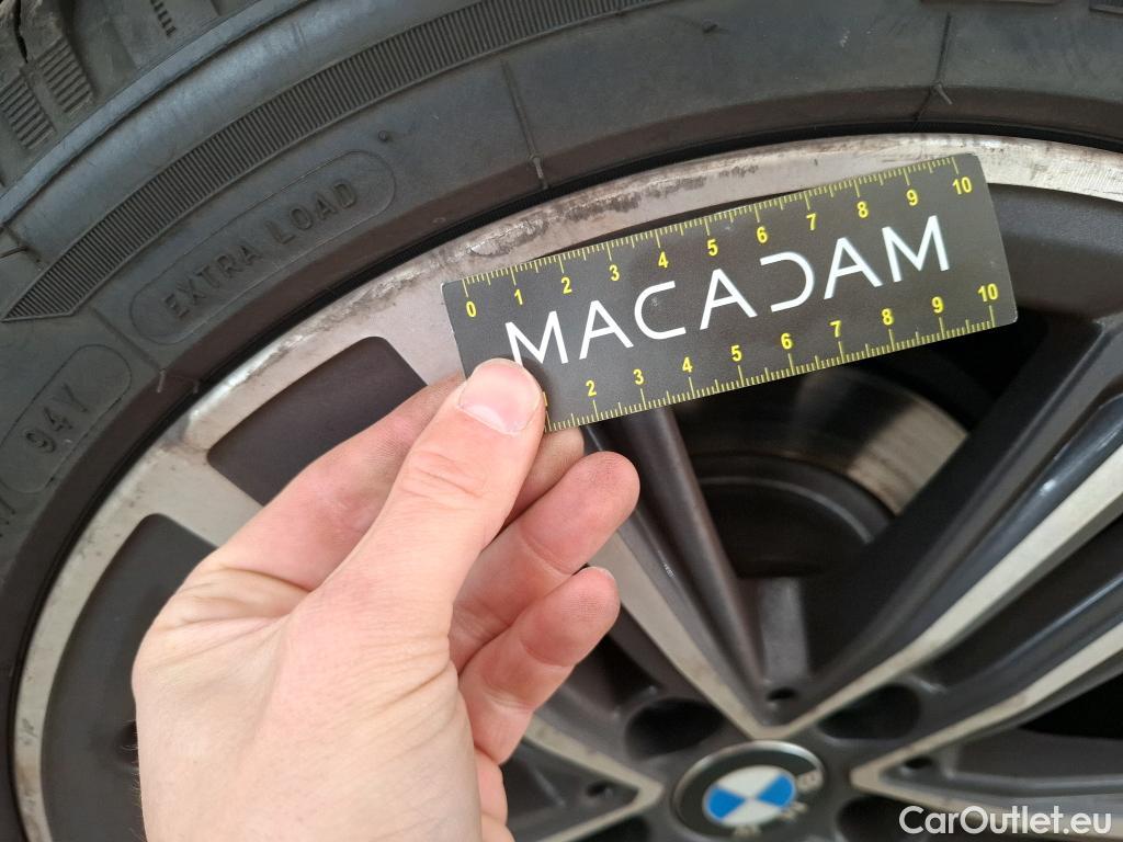  Bmw  Serie 1 BMW Série 1 5p Berline 116d BVA8 Business Design #25