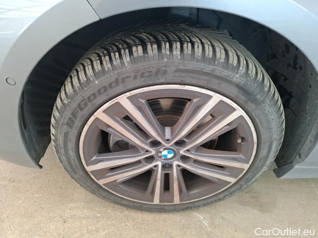  Bmw  Serie 1 BMW Série 1 5p Berline 116d BVA8 Business Design #70