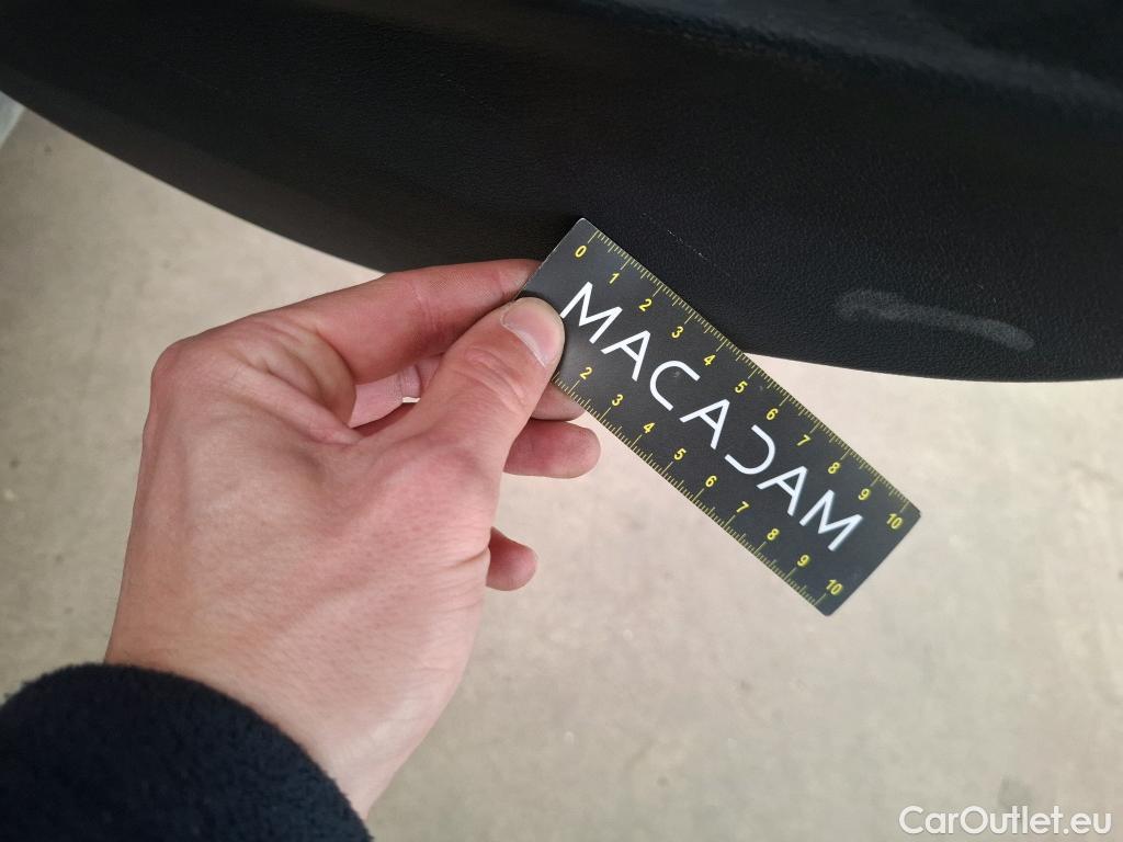  Bmw  Serie 1 BMW Série 1 5p Berline 116d BVA8 Business Design #60