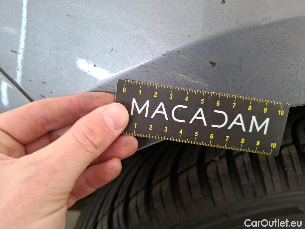  Bmw  Serie 1 BMW Série 1 5p Berline 116d BVA8 Business Design #5