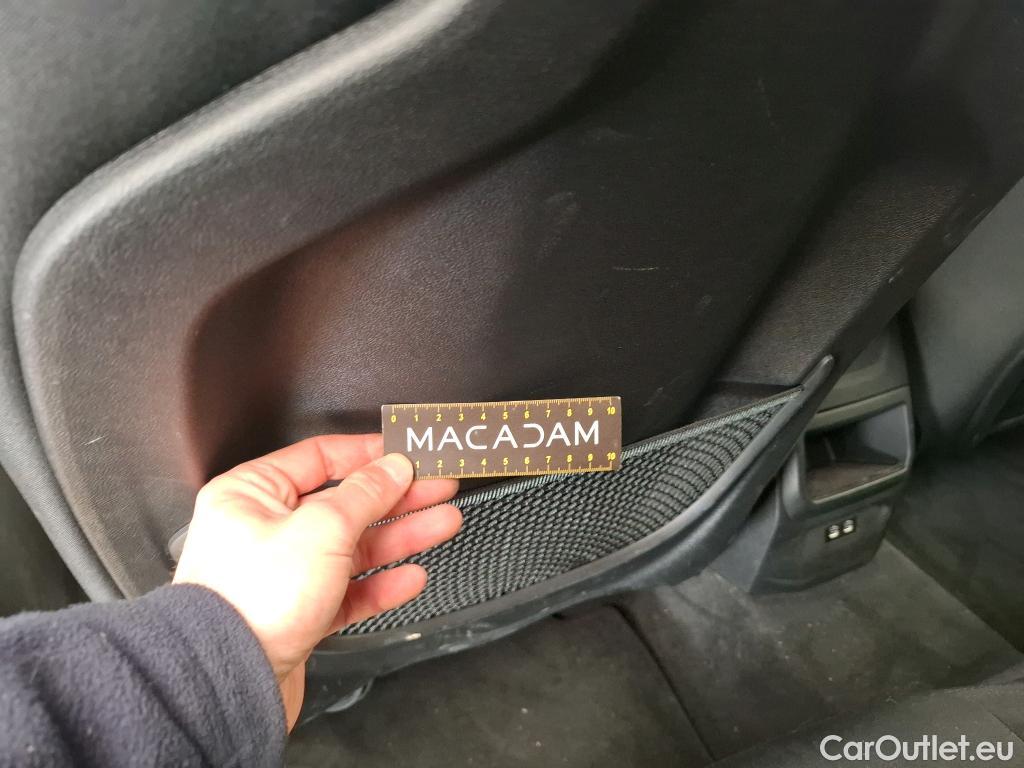  Bmw  Serie 1 BMW Série 1 5p Berline 116d BVA8 Business Design #36