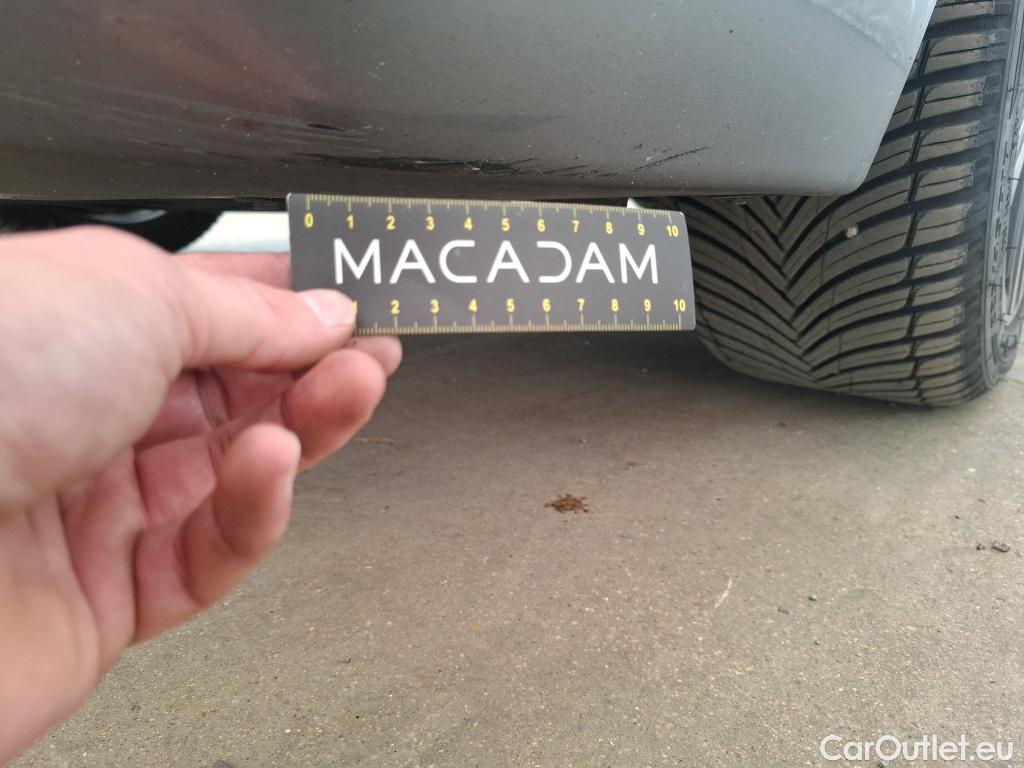  Bmw  Serie 1 BMW Série 1 5p Berline 116d BVA8 Business Design #18