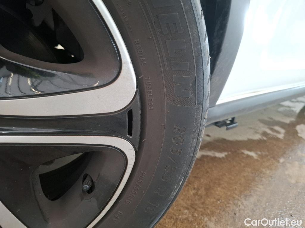  Citroen  C3 CITROEN  / 2020 / 5P / Berline PureTech 83 S&S BVM Feel Pack #11