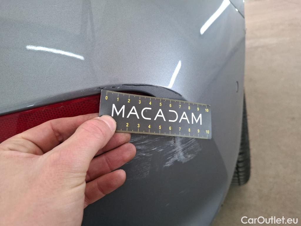  Bmw  Serie 1 BMW Série 1 5p Berline 116d BVA8 Business Design #11