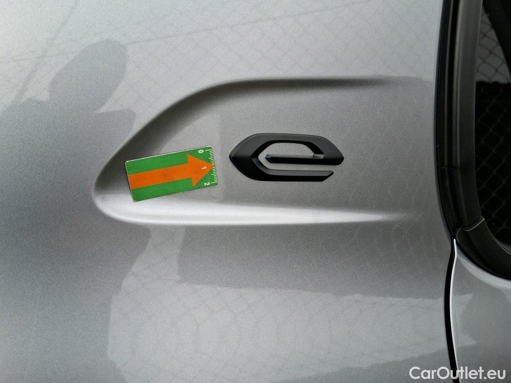 Peugeot  208  (e-) Active Business 50kWh BVA #26