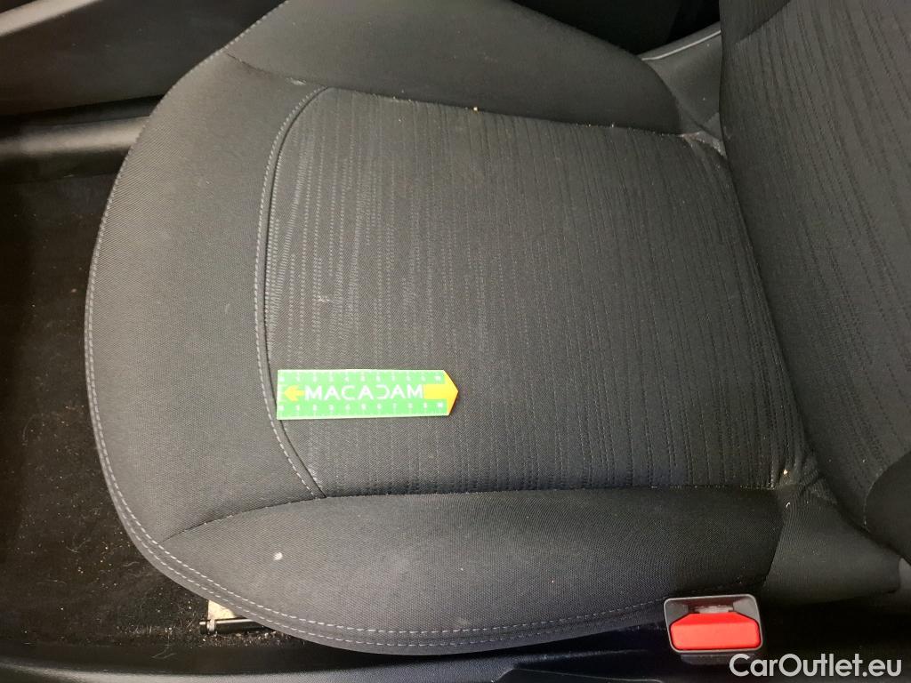  Peugeot  208  Affaire Premium Pack 1.2 80CV BVM5 E6dT #41