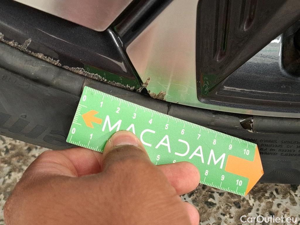  Hyundai  Tucson HYUNDAI  / 2020 / 5P / SUV 1.6 PHEV 265 HTRAC BUSINESS 4WD AUTO #10