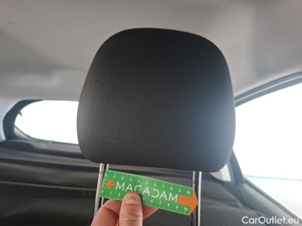  Peugeot  208  Affaire Premium Pack 1.2 80CV BVM5 E6dT #37