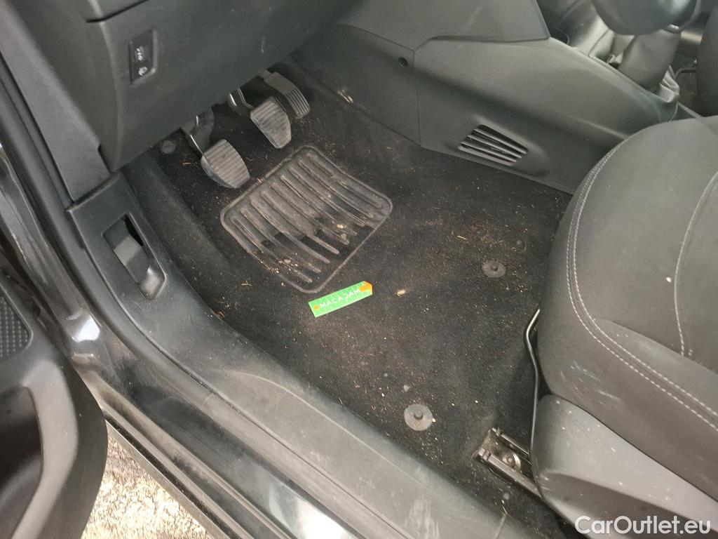  Peugeot  208  Affaire Premium Pack 1.2 80CV BVM5 E6dT #1