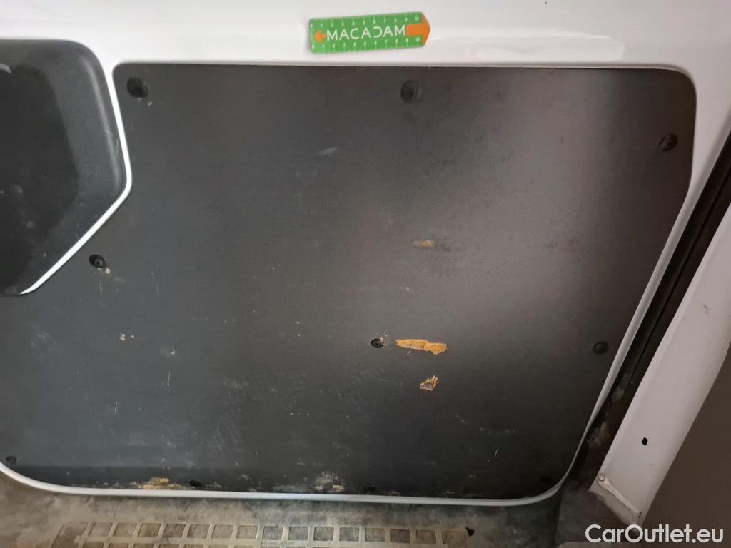  Citroen  Jumpy  Fourgon Club M 1.5 BlueHDi 100CV BVM6 E6d #32