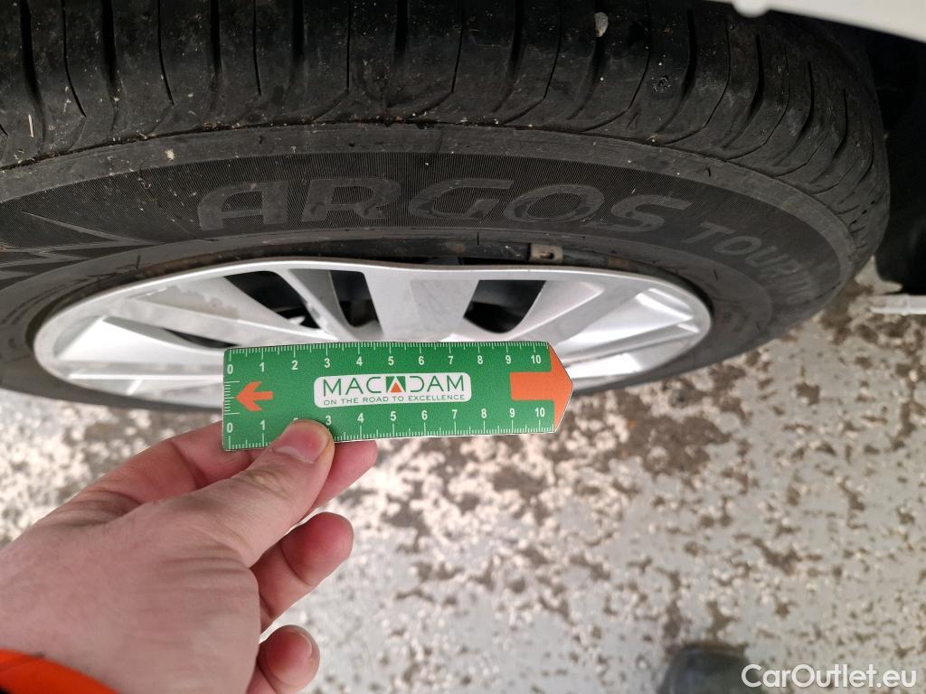  Peugeot  208  Premium 1.5 HDi 100CV BVM6 E6d #11