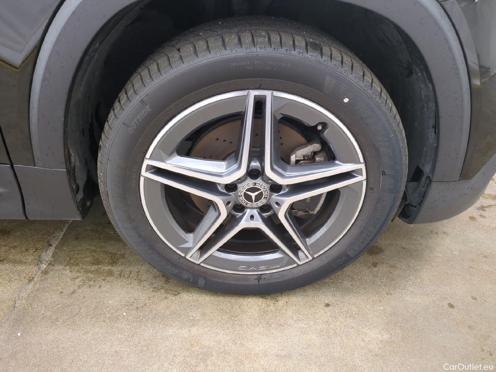  Mercedes  GLB MERCEDES-BENZ  / 2019 / 5P / SUV  200 d AMG Line #16