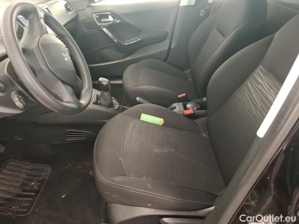  Peugeot  208  Affaire Premium Pack 1.2 80CV BVM5 E6dT #32