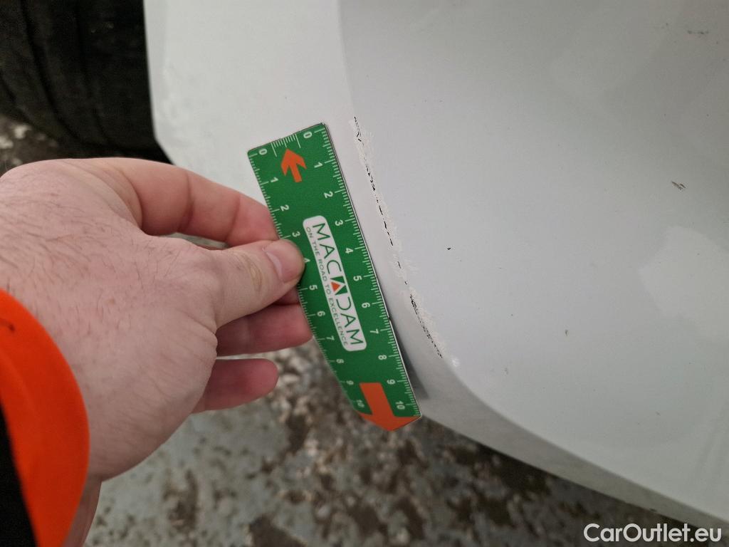  Peugeot  208  Premium 1.5 HDi 100CV BVM6 E6d #4