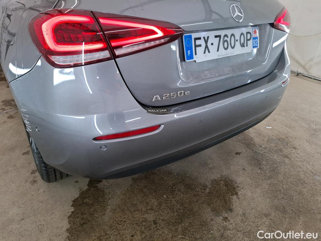  Mercedes  A-Klasse MERCEDES-BENZ Classe A Compact 2018 5P Berline A 250 e Business Line 8GDCT #3