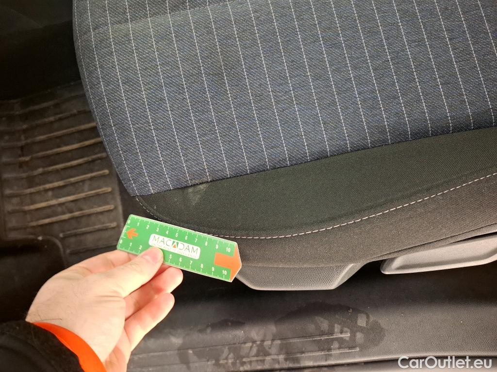  Peugeot  208  Premium 1.5 HDi 100CV BVM6 E6d #13