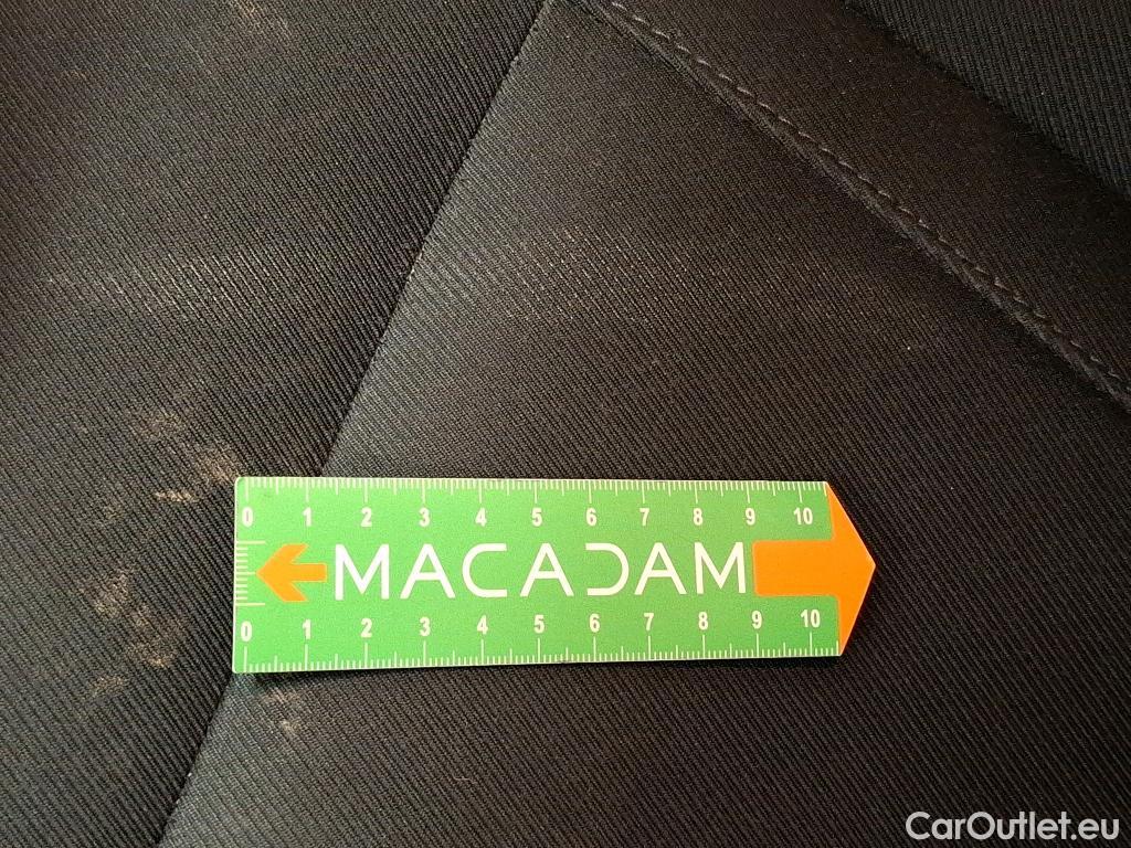  Hyundai  Tucson HYUNDAI  / 2020 / 5P / SUV 1.6 PHEV 265 HTRAC BUSINESS 4WD AUTO #31