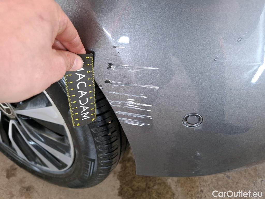  Mercedes  A-Klasse MERCEDES-BENZ Classe A Compact 2018 5P Berline A 250 e Business Line 8GDCT #4