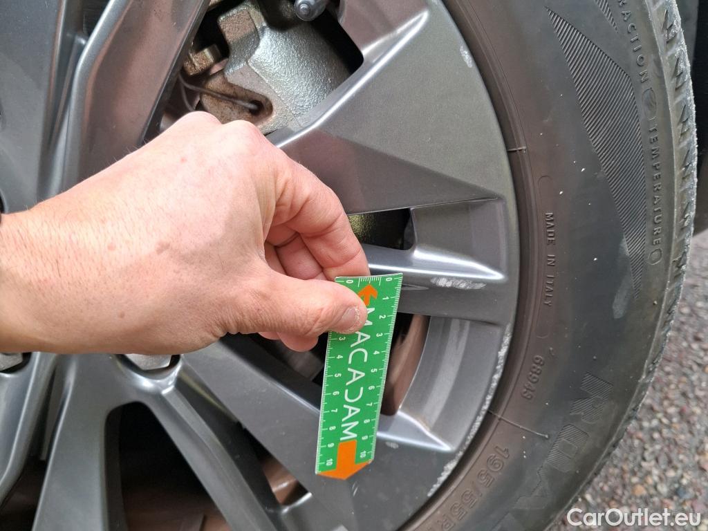  Peugeot  208  (e-) Active Business 50kWh BVA #5