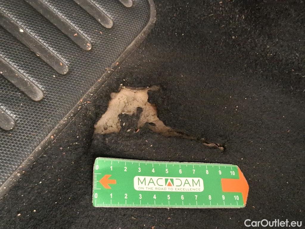  Citroen  C4 Cactus  Shine 1.2 PureTech 110CV BVA6 E6 #2