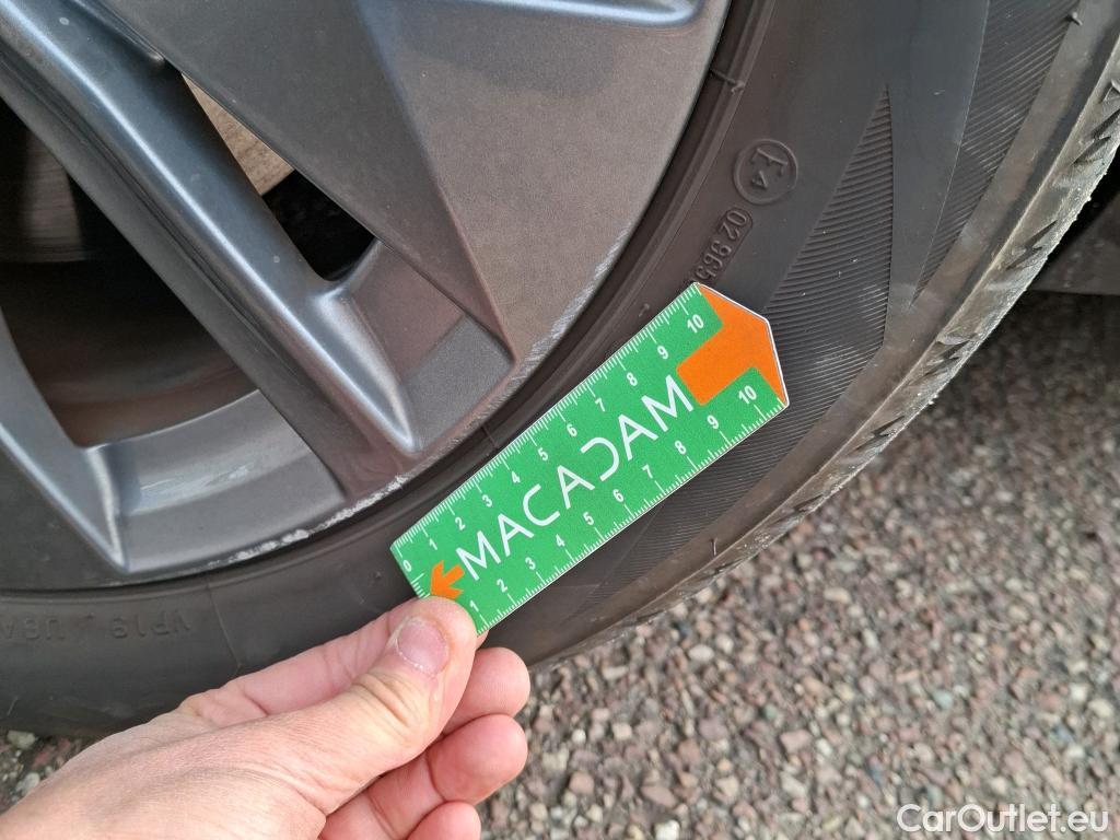  Peugeot  208  (e-) Active Business 50kWh BVA #18