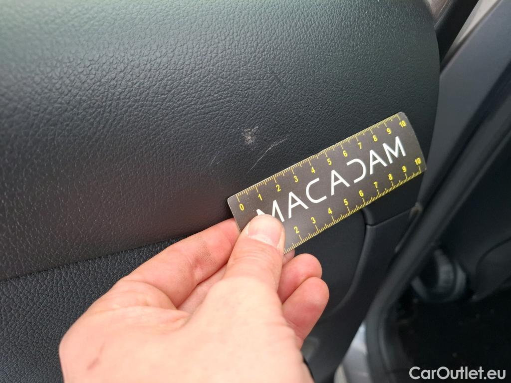  Mercedes  A-Klasse MERCEDES-BENZ Classe A Compact 2018 5P Berline A 250 e Business Line 8GDCT #15