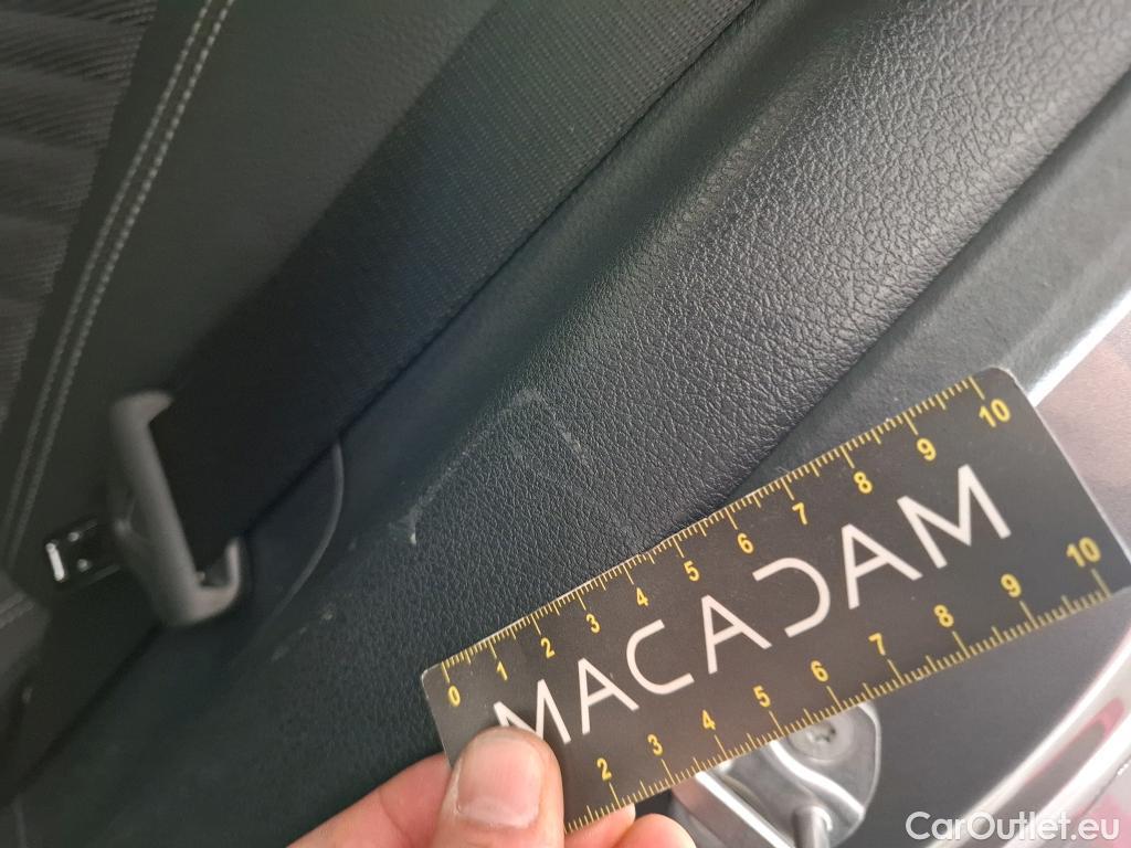  Mercedes  A-Klasse MERCEDES-BENZ Classe A Compact 2018 5P Berline A 250 e Business Line 8GDCT #13