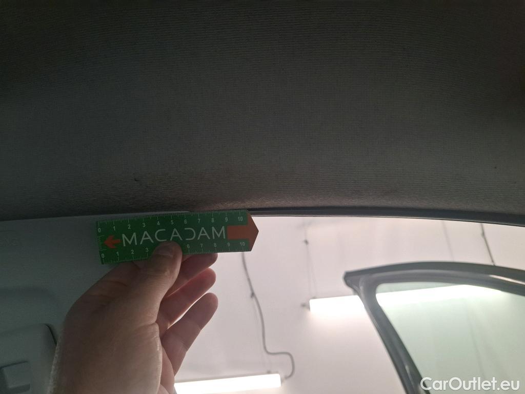  Peugeot  208  Affaire Premium Pack 1.2 80CV BVM5 E6dT #39