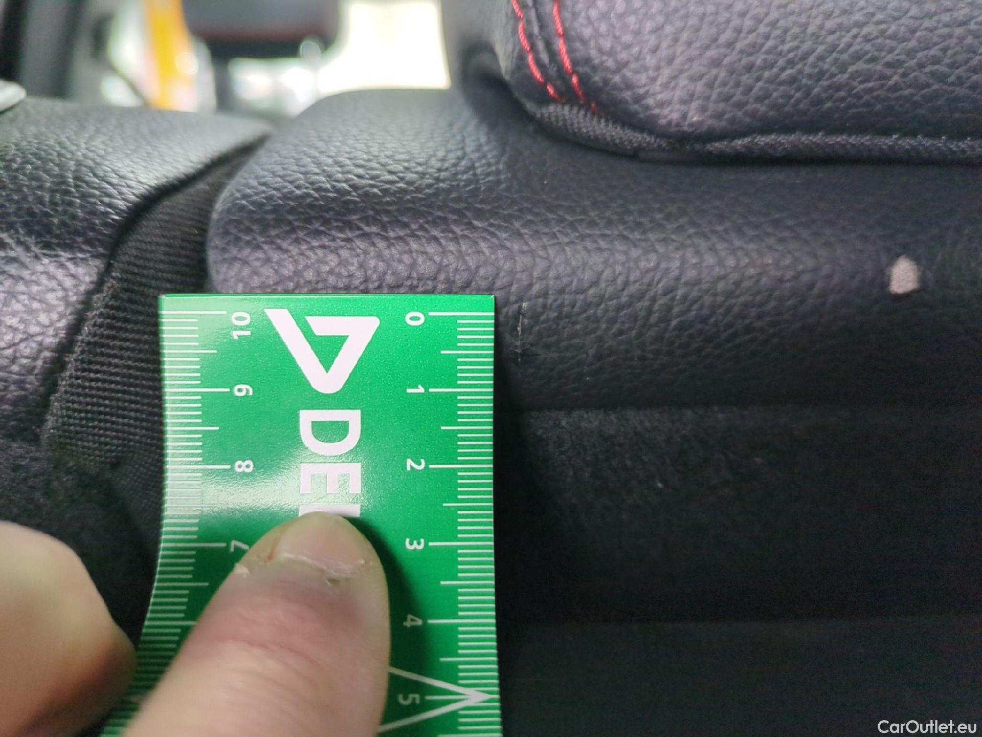  Mercedes  GLB MERCEDES-BENZ  / 2019 / 5P / SUV  200 d AMG Line #10