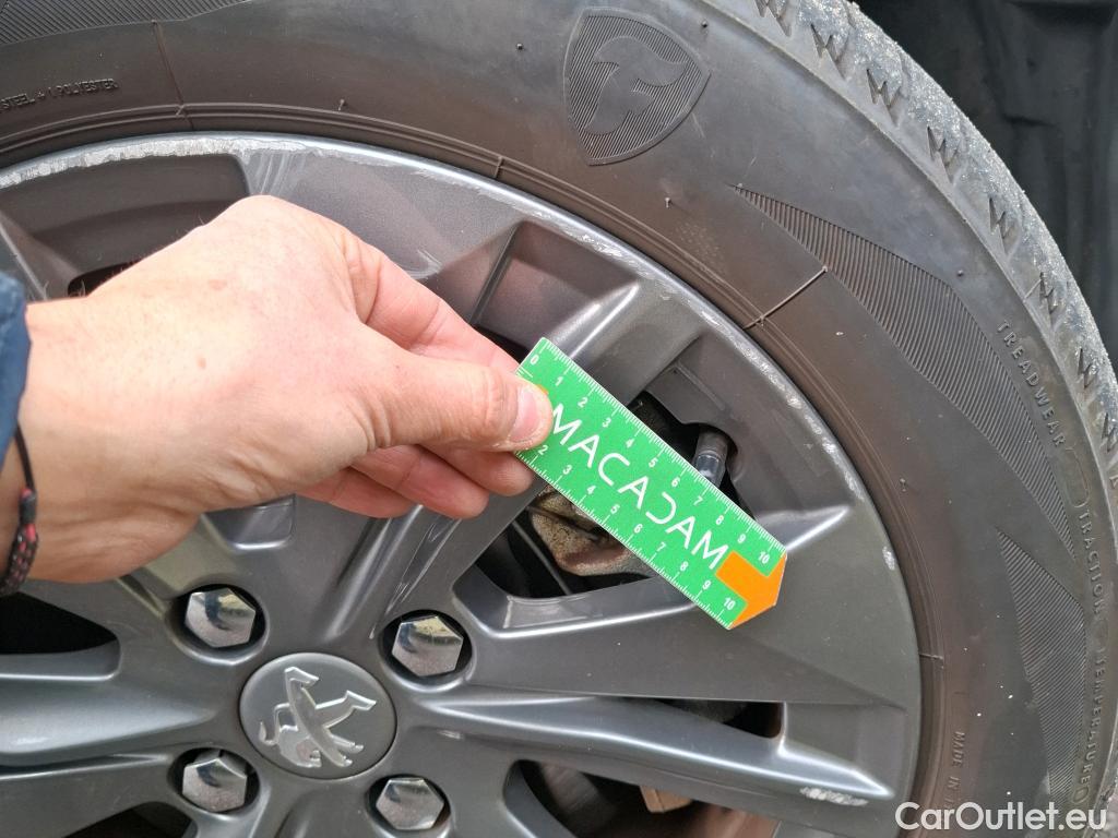  Peugeot  208  (e-) Active Business 50kWh BVA #4