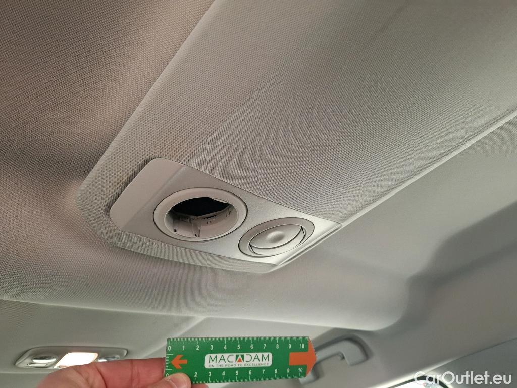  Peugeot  Expert PEUGEOT  / 2016 / 4P / Combi BlueHDi 150 S&S Long #30