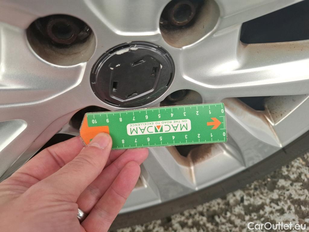  Renault  Clio  V Intens 1.0 TCe 100CV BVM5 E6dT #8