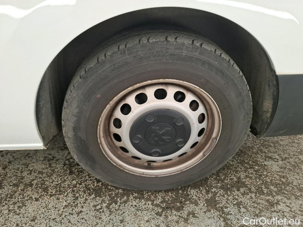  Peugeot  Expert PEUGEOT  / 2016 / 4P / Combi BlueHDi 150 S&S Long #21