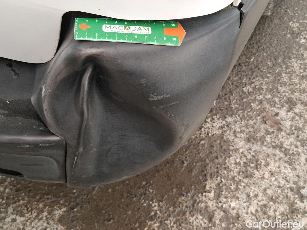  Peugeot  Expert PEUGEOT  / 2016 / 4P / Combi BlueHDi 150 S&S Long #16