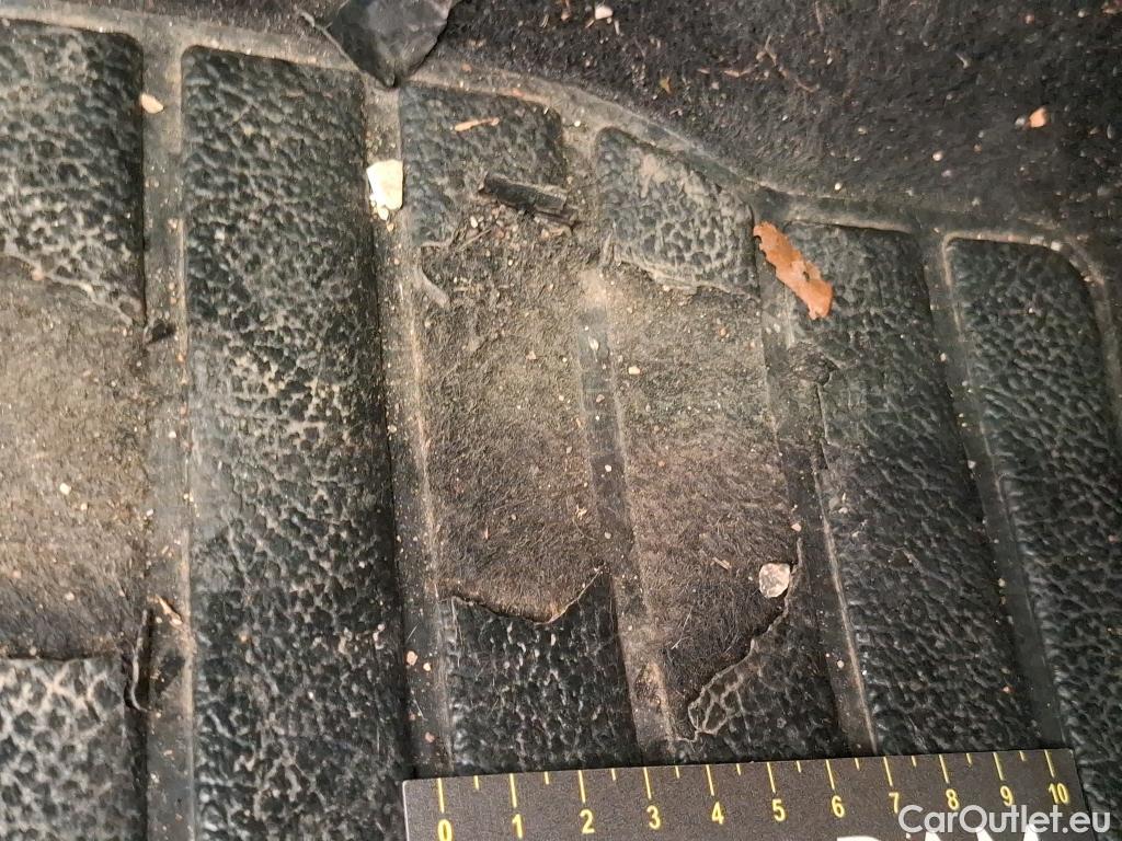  Renault  Kadjar RENAULT  / 2018 / 5P / Crossover Zen TCe 140 FAP - 21 #5