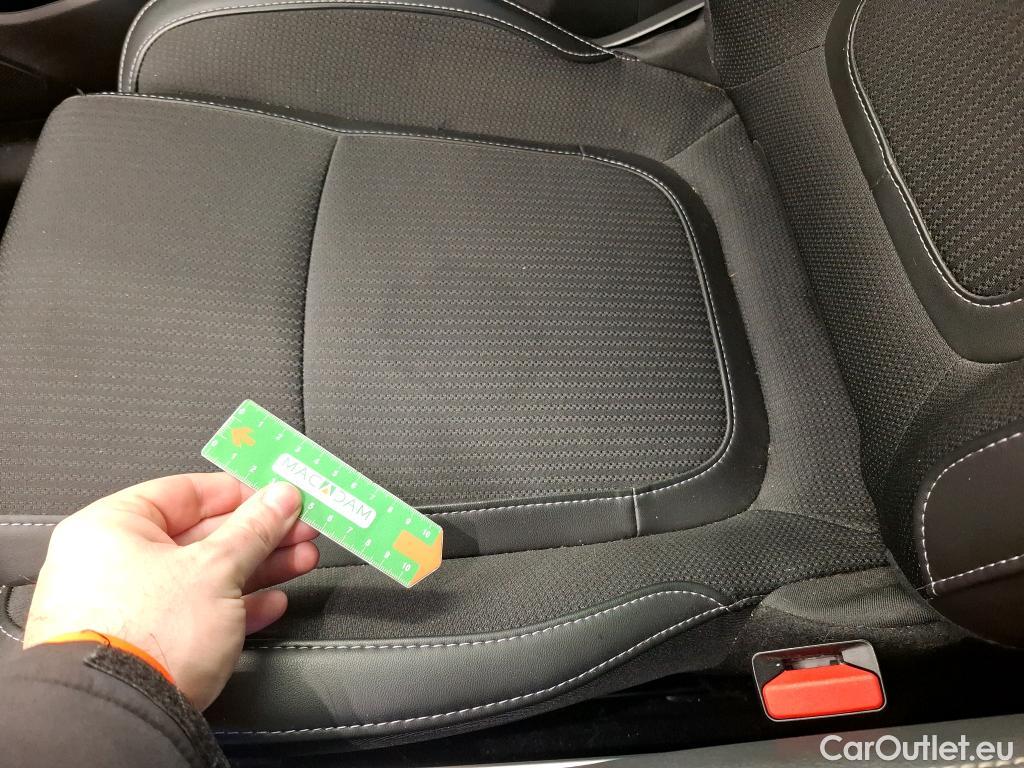  Renault  Megane  IV Berline 5 ptes. Techno 1.5 dCi 115CV BVM6 E6d #15