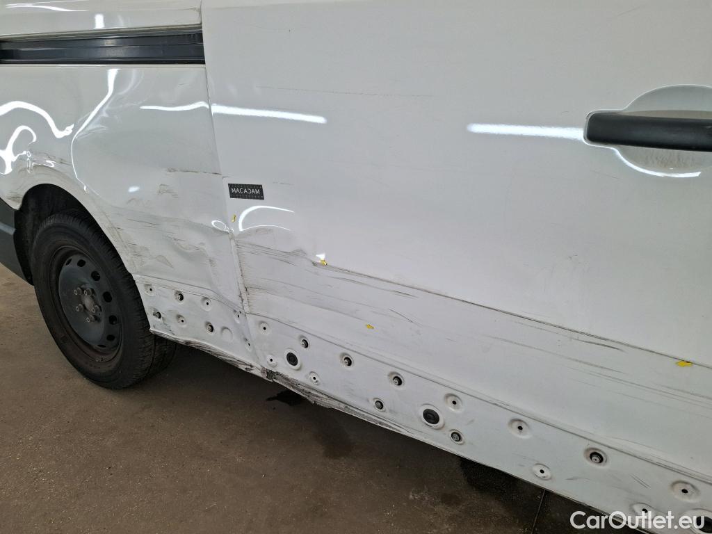  Renault  Trafic  III Fourgon L2H1 3T Confort 2.0 dCi 130CV BVM6 E6d #63