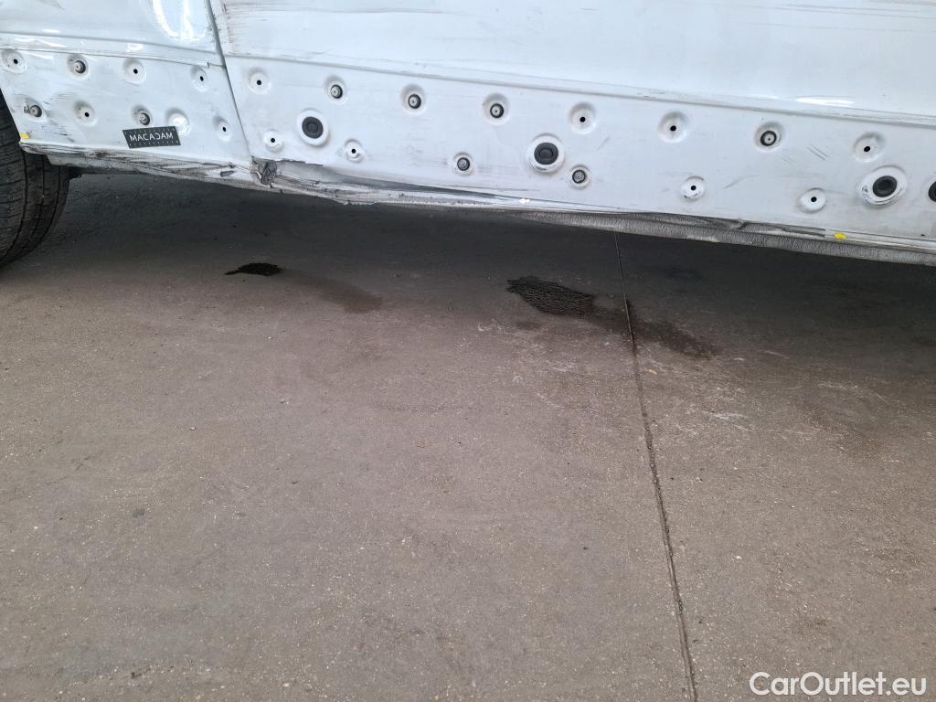  Renault  Trafic  III Fourgon L2H1 3T Confort 2.0 dCi 130CV BVM6 E6d #10