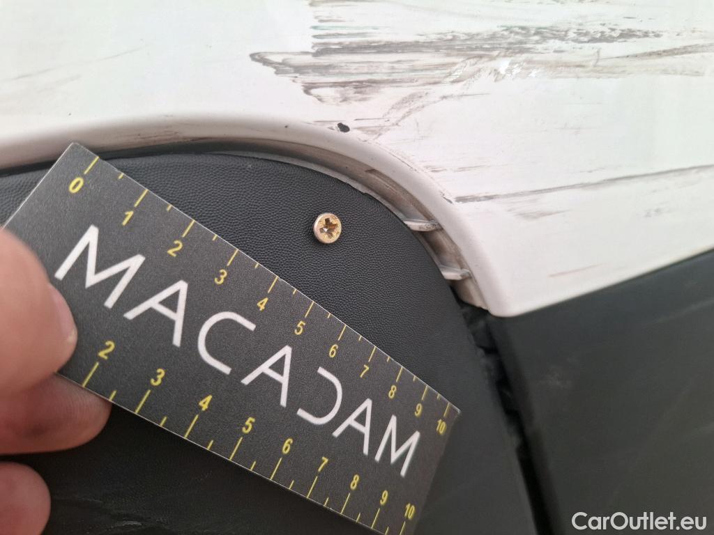  Renault  Trafic  III Fourgon L2H1 3T Confort 2.0 dCi 130CV BVM6 E6d #111